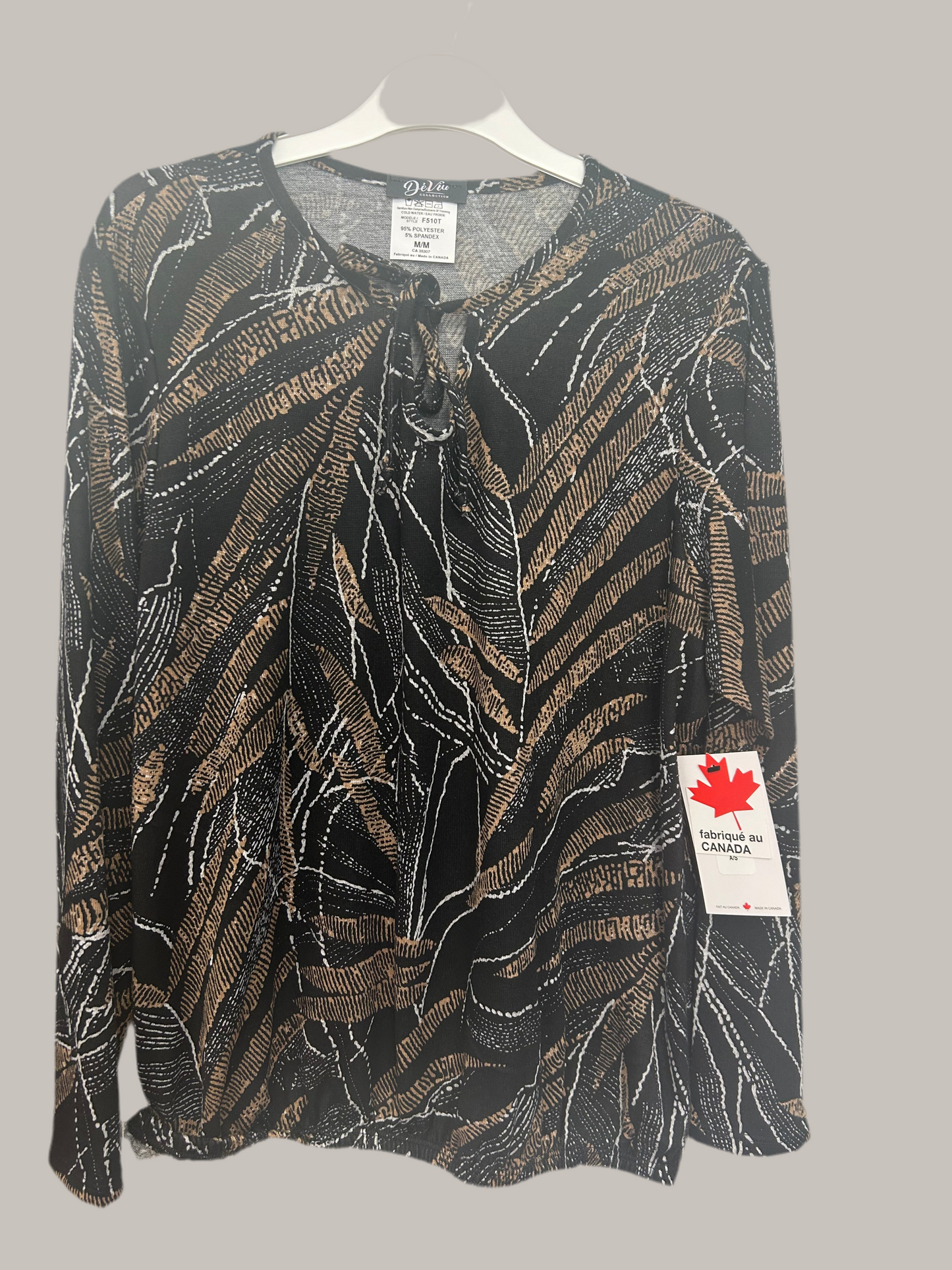 Vneck top with ties and elastic waist