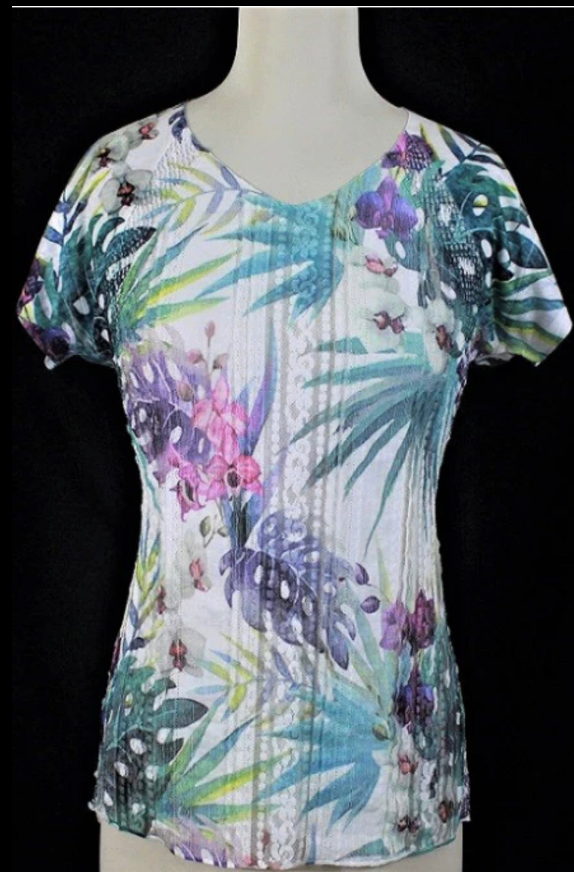 London knit lace embroidered top 3309