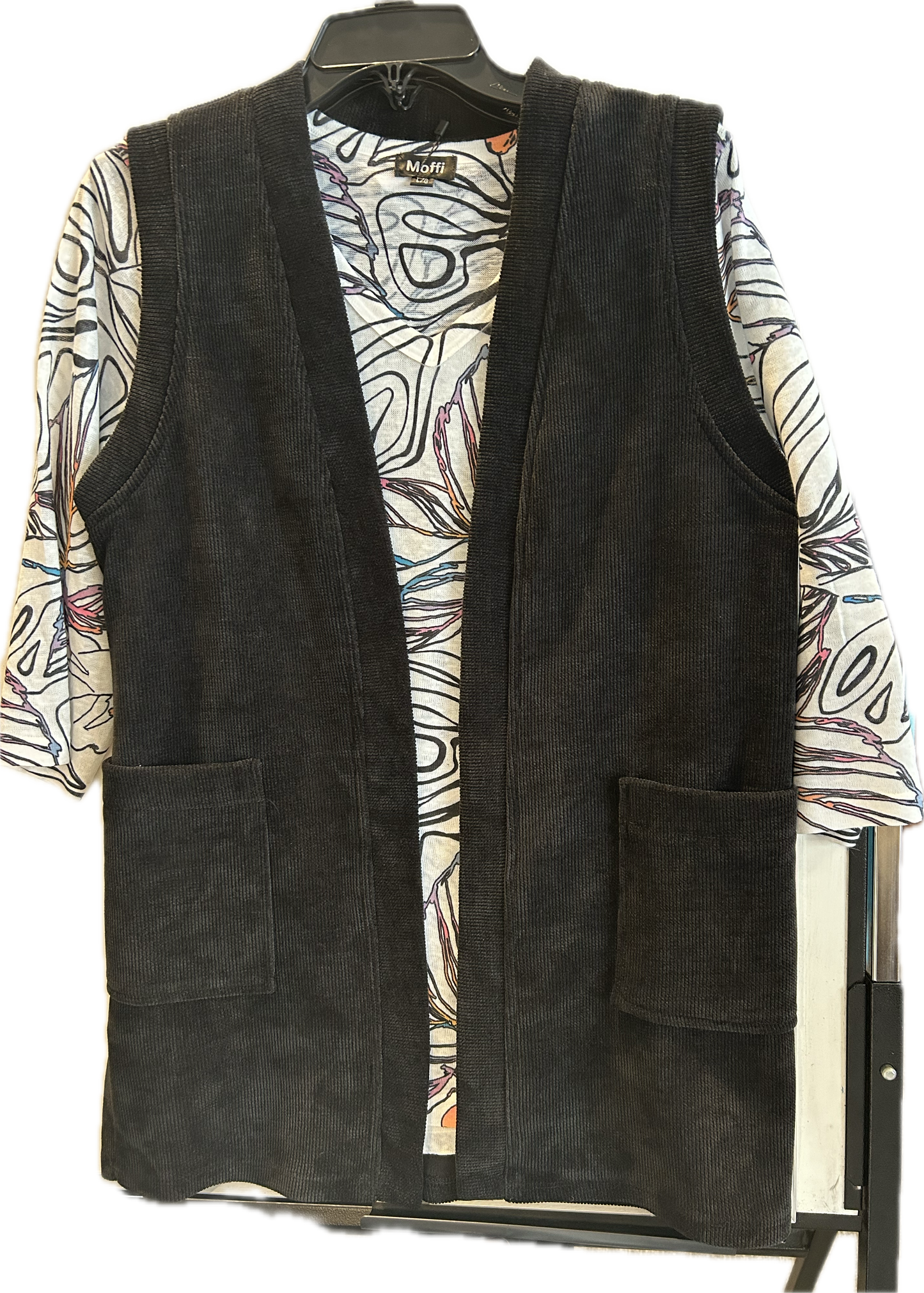 Black velour ribbed vest with pockets