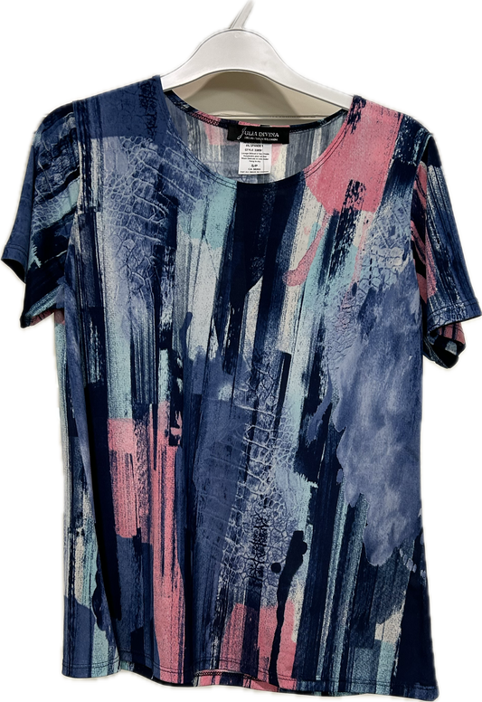 Painted 3/4 sleeve round neck top