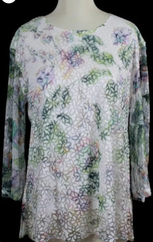 Layered Printed Tunic top with lace sleeves (Regular and Plus sizes)