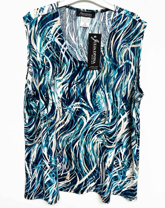 Tara crewneck short sleeve top -Petite
