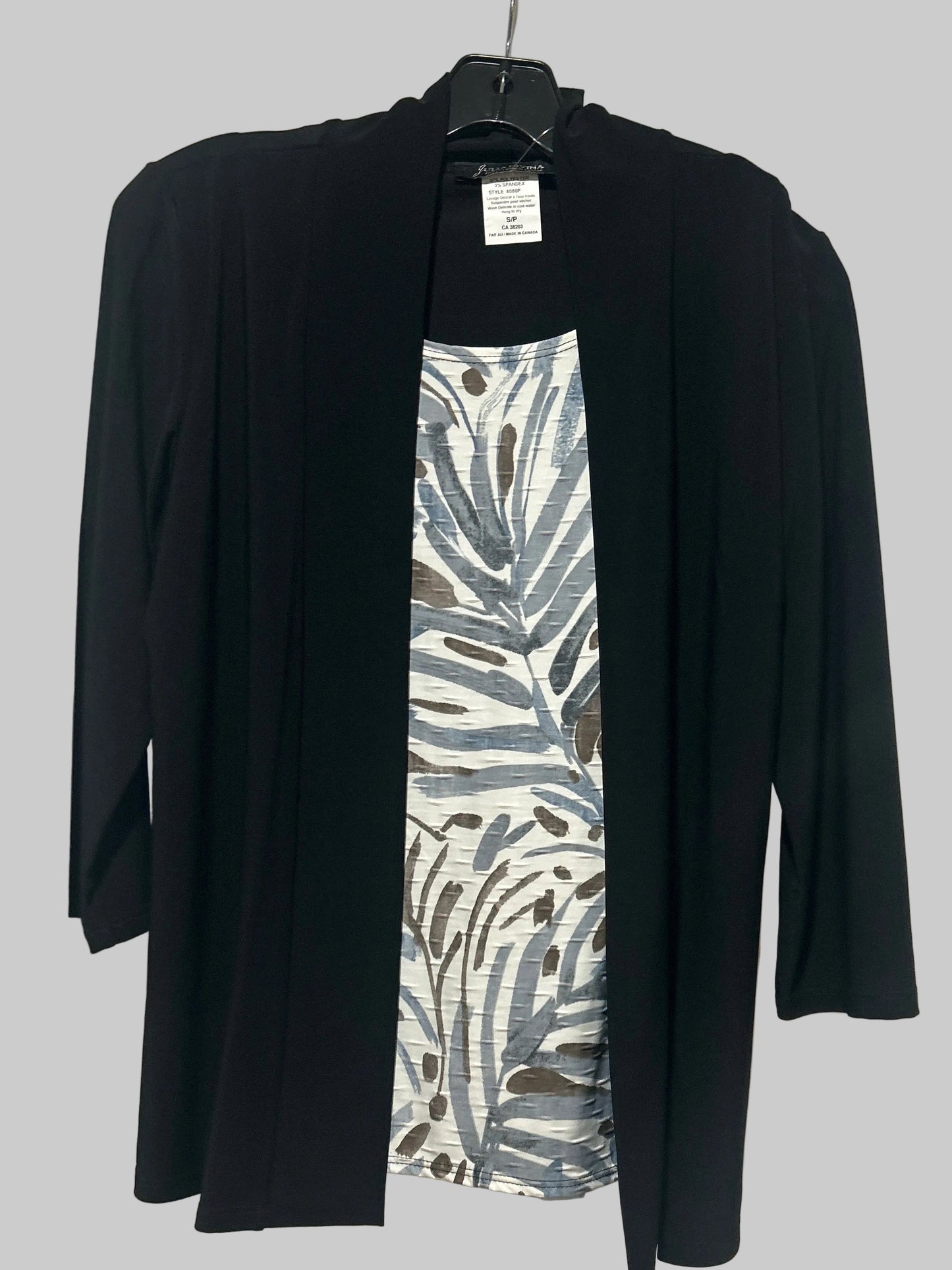 Julia petite fooler top