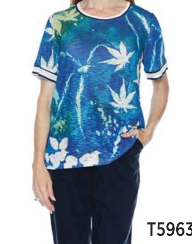 Printed V-Neck w/ Knit Trim (T5963)