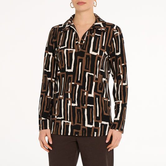 Deja exclusive print V-neck polo top