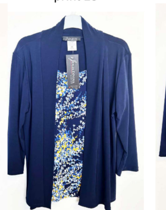 Julia petite fooler top in navy with blossoms