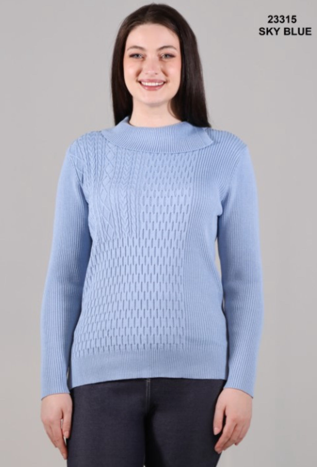 Split cowlneck sweater in diamond pattern *