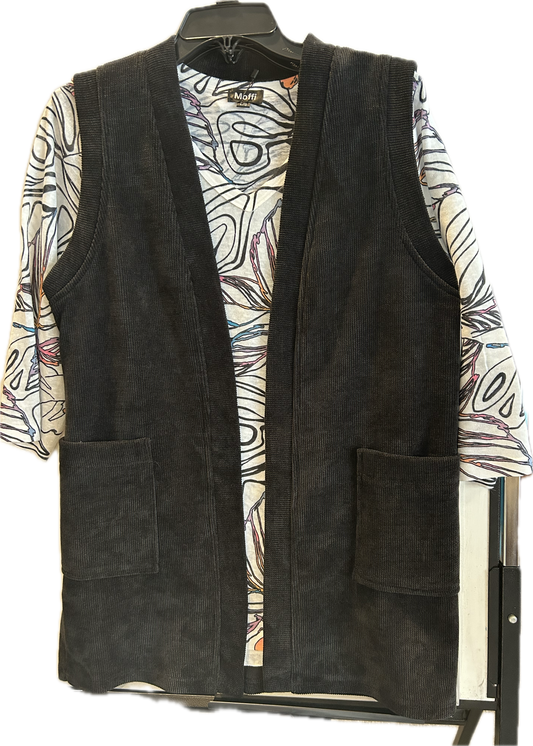 Black velour ribbed vest with pockets