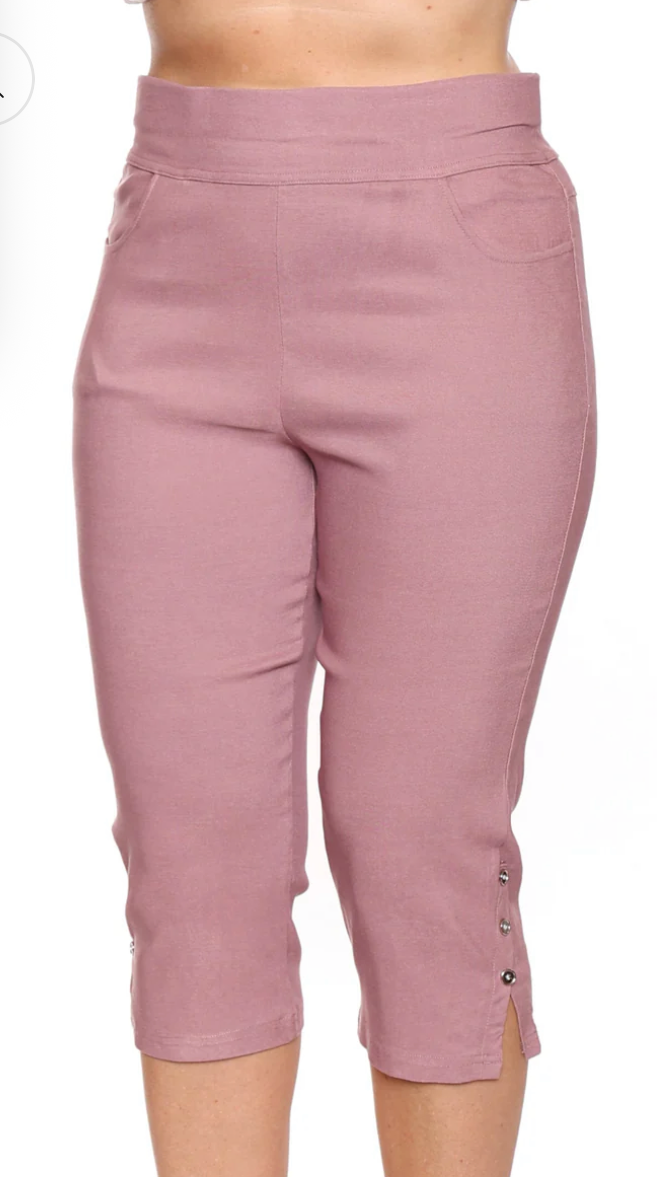 Lyra Button-Hem Capri Pants