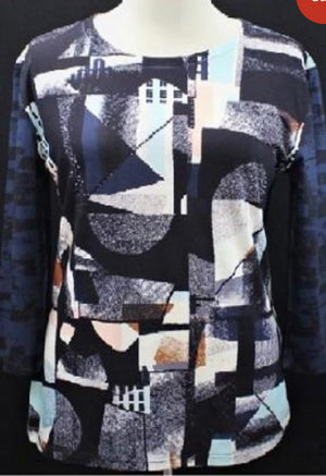 London crewneck top in with open back pleated panel